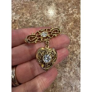 Vintage heart brooch locket